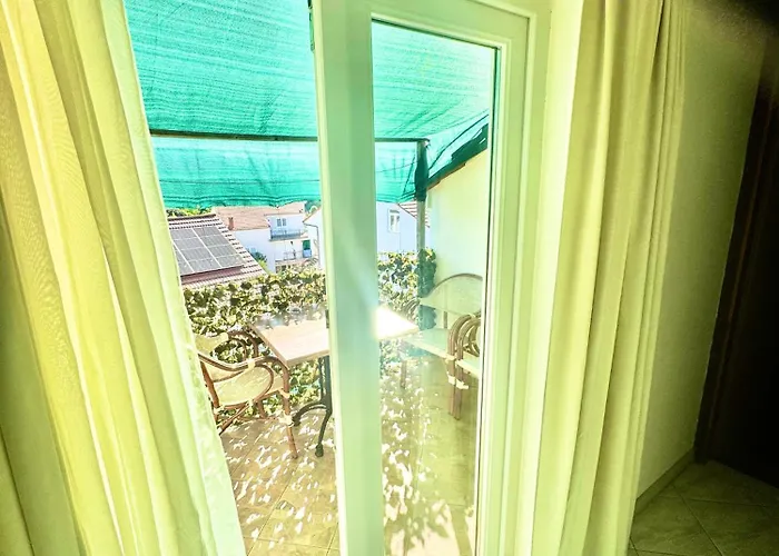 Sirena Korcula 公寓 鲁巴达